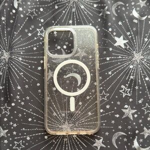Transparent Glitter Phone Case with MagSafe Compatibility - iPhone 14 Pro Max